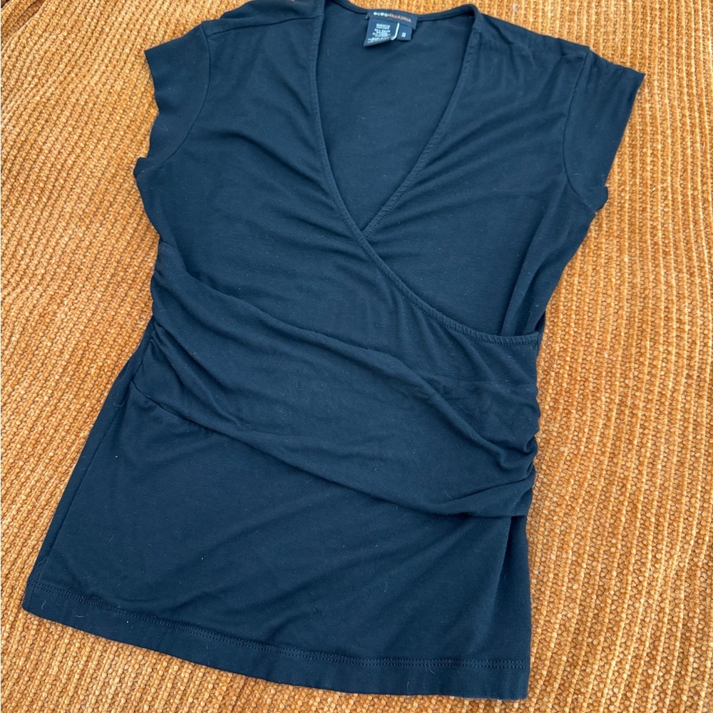 BCBGMaxAzria Black Ruched Cap Sleeve Wrap top - Picture 3 of 7